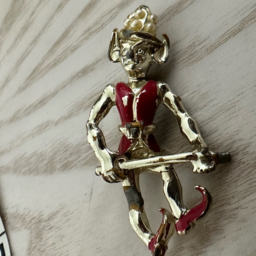Antique samurai brooch